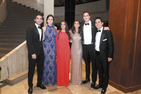 Guillermo Valles, Mariana del Valle, Julieta del Valle, Cecilia del Valle, Rodrigo del Valle y Juan Pablo Laguardia