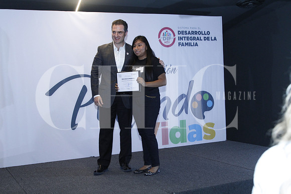 Adrian de la Garza y Fatima Denisse Martínez