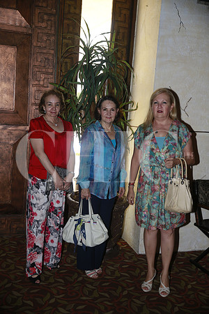Espernza Tijerina , Linda de Cruz y Delia Salinas