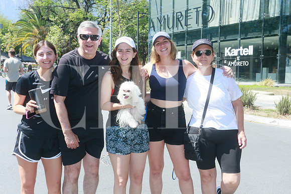Balbina Abramo, Gerardo Abramo, Gionvanna Abramo, Mariana Abramo y Mayte Delgado