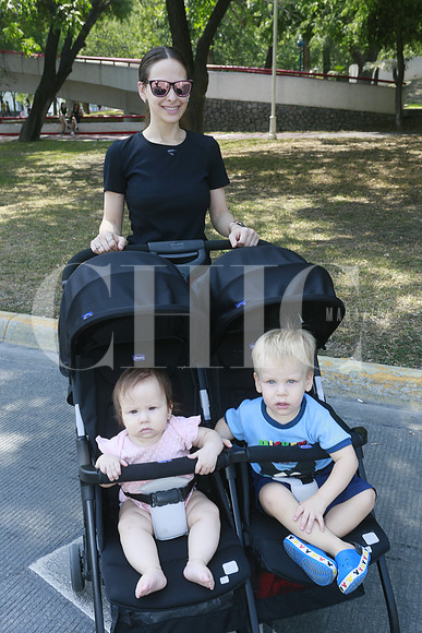 Carolina García, Luciana Flores y Eugenio Flores