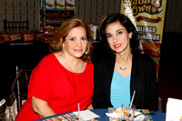 Pilar Pliego de Díaz del Guante y Claudia Castillo de Herrera