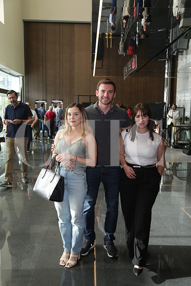 Samantha Carrillo, Max Molina y Milen Baumuller