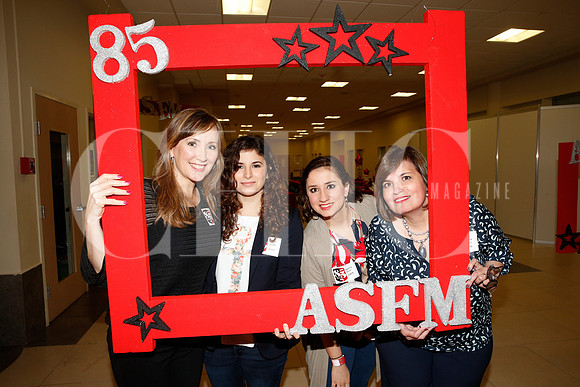 Sofía Segovia, Sofía Sada y Emma Purón y Emma González