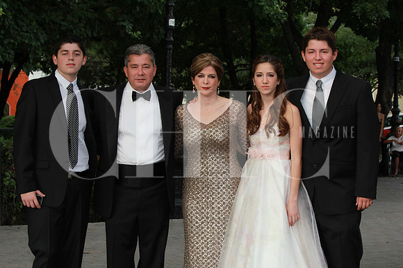 Luis Martínez, Hugo Martínez, Rossana de Martínez, Rossana Martínez y Hugo Martínez Jr (6)