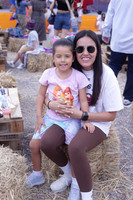 Andrea de los Santos y Julia Albulu 1