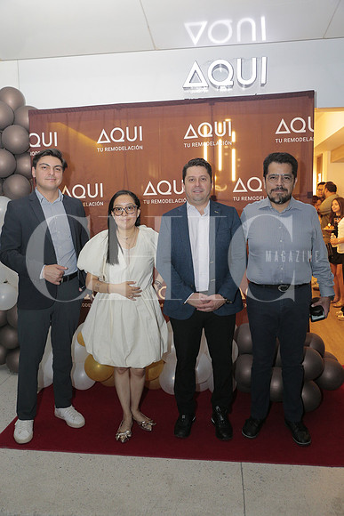 Oscar Gonzalez, Mariana Solis, Gustavo Barraza y Gerardo Reyes 21