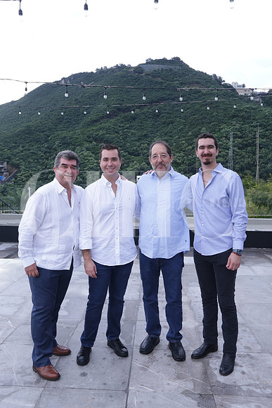 Jorge Gamez, Jorge Gamez, Rafael de la Garza y Fernando Gamez 2