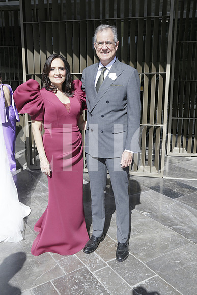 (papás de la novia) Mayte Reyes de Sañudo y Eduardo Sañudo (2)