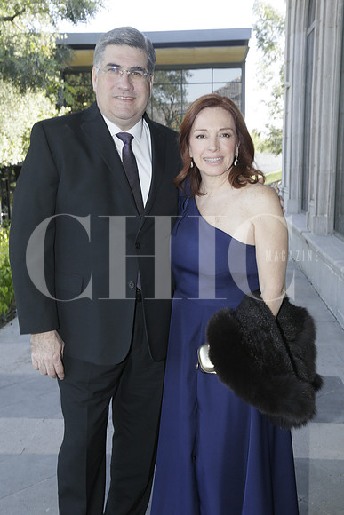 Juan José Campuzano y Myrna de Campuzano