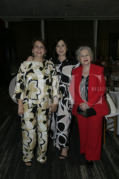 Nora Treviño, Minerva Salazar y Martha de Garza. (2)