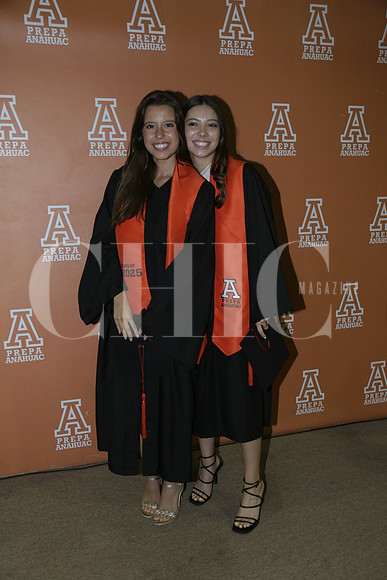 Uzara Martínez y Andrea Ferrer (3)