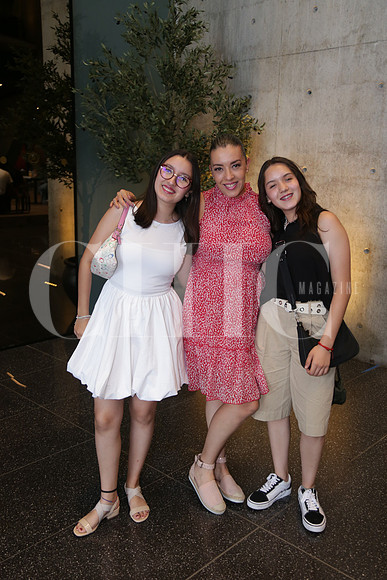 Silvana López, Karina Carmona y Renata López