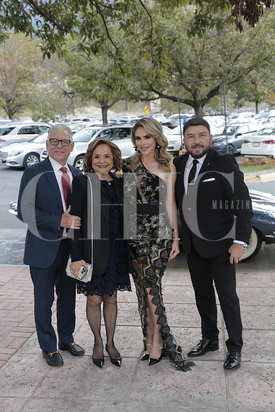 Joel Valenzuela, Martha Valenzuela, Celia Lizarraga y Poncho Lizarraga 3