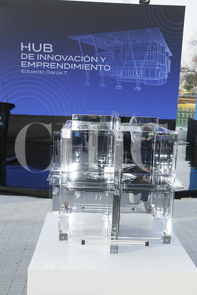 Primera piedra HUB de Inovación y Emprendimiento (2)