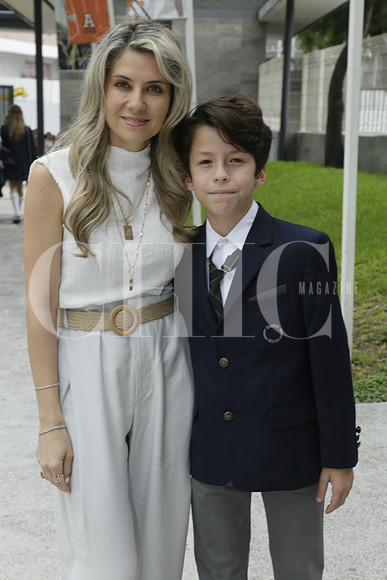 Mara de Martínez y Leonardo Martínez