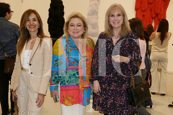 Olga Mejia, Marina Benavides y Dora María Maldonado