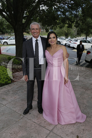 Domingo E. Alvarado y Diana Alvarado (2)