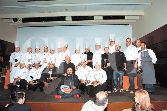 Chefs con sus reconocimientos