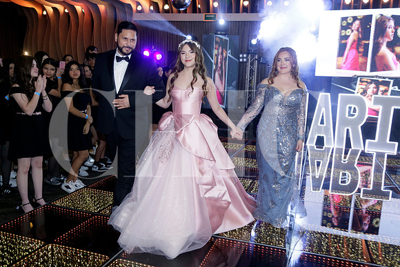 Adrián Garza, Mariana Garza y Mayra Valdez (2)