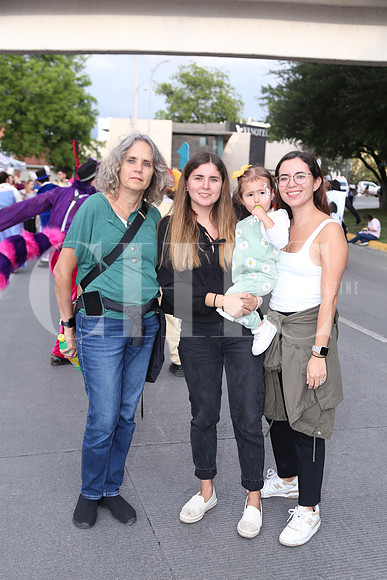 Astrid de la Fuente, Paola Belarde, Renata Saldaña y Astrid Belarde 1