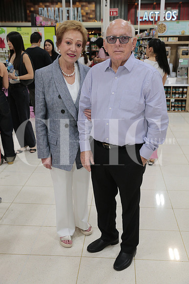 Guadalupe Garza y Rodolfo Garza Peña 2