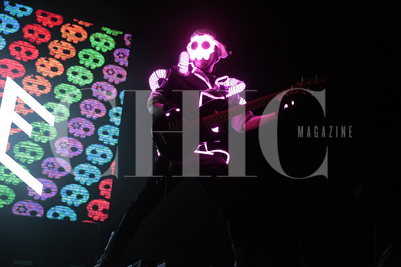 Living tombstone 18