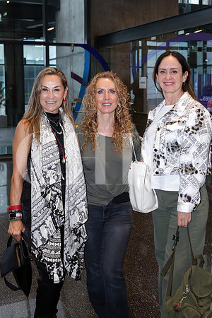Conchis Borjon, Annie Stratmann y Claudia López 0