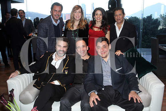 Hector Almada, Eugenia Lopez, Claudia de la Torre de Lopez, Luis Miguel Menendez, Manuel Mijares, Ernesto Lopez y Carlos Alpizar