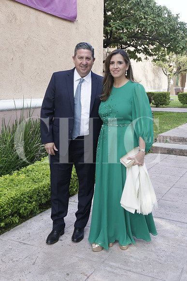 Oscar Odriozola y Elisa de la Torre de Odriozola.