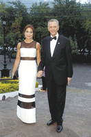 Emely Assad de Califa y Raúl Califa