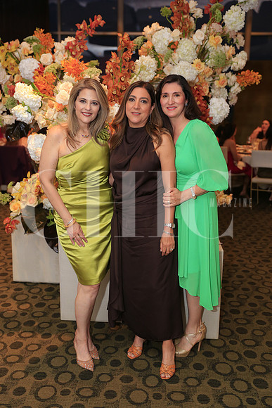Lucia Villarreal, Gabriela Gonzalez y Luly Villarreal 5