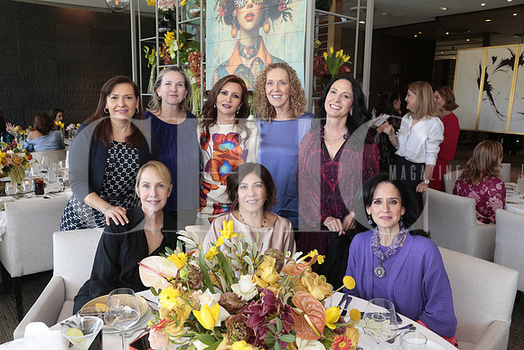 Sandra Celaya, Carla de los Santos, Cordelia Elizondo, Valeria Escamez, Marcela de la Garza Evia, Susana Gonzalez, Beatriz Marino y Lydia Gonzalez 1