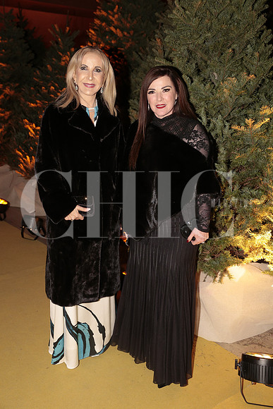 Lourdes Gonzalez y Marlene Davila 1