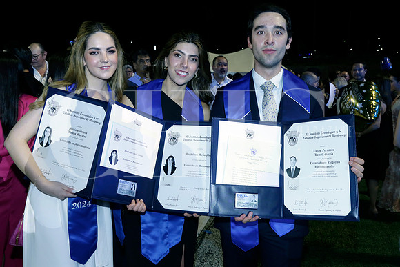 María Gabriela Valdés, Magdalena Mejia y Lucas fernando Lomelí