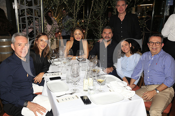Luis Mario Ochoa, Claudia Villaflores, Edna Elizondo, Rogelio Cardenas, Corina Medina y Javier Beltran 4