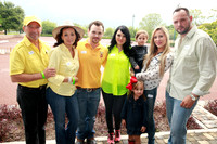 Alberto Guevara, Magda Fernández, Moy Villarreal, Caro Guevara, Nina Guevara, Mariana Delgado, Carlos Guevara y Carlos Guevara (1)