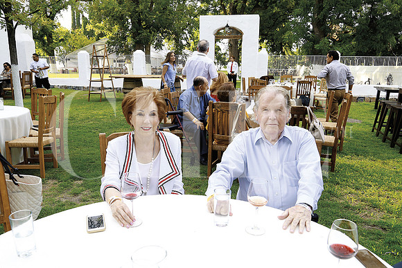 Alicia de Quintanilla y e Israel Quintanilla