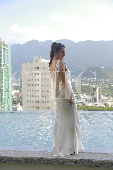 Camila Garza Saenz (20)