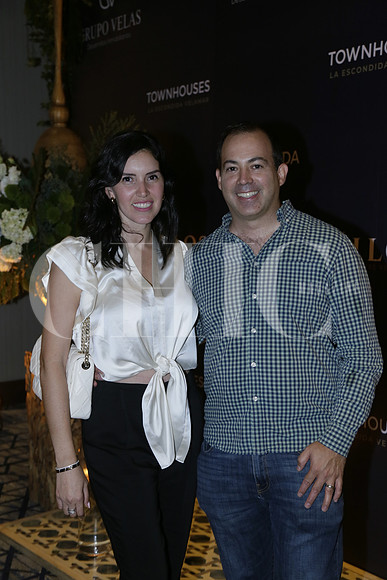 Mariana Quiroga de Azcunaga y José Azcunaga