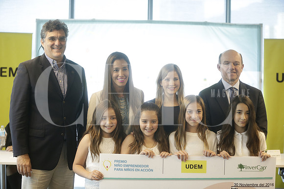 Andrea Giverti, Isabella Giverti, Elisa Treviño y Renata Ramos (9)