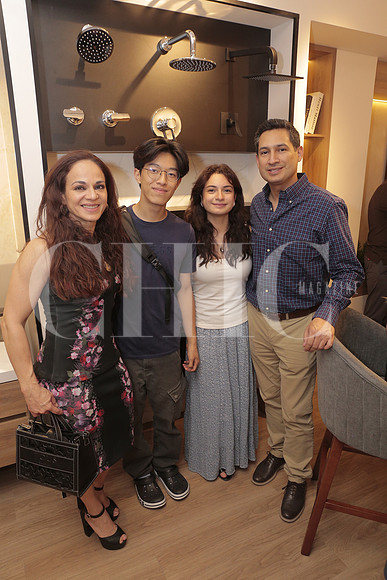 Ivania Garcia, Andre Kuo, Tessa Erazo y Antonio Erazo 3