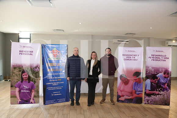 Arturo Martínez,Laura Tamez y Rafael Remes4