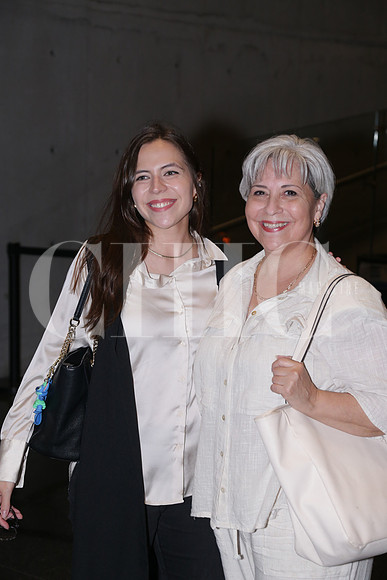 Megan Mcgregor y Rocio Rehlaender0
