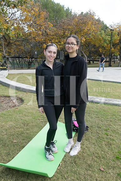 Melissa González y Valeria Pérez (3)