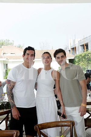 Goyo Martínez,  Hanna Martínez y Evaristo Cano (3)