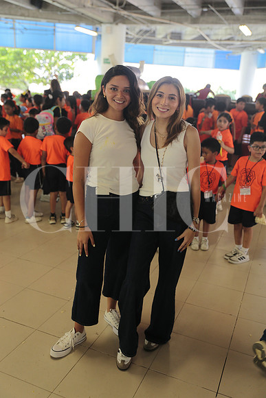 Ana Monforte y Camila Cardenas 1