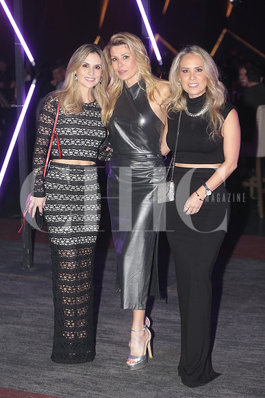 Vero Zambrano, Valeria Gonzalez y Vicky Zambrano 2