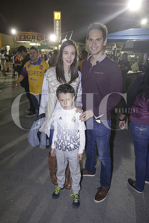 Cristina Zapata, Jesús Carmona y Mateo Carmona (2)