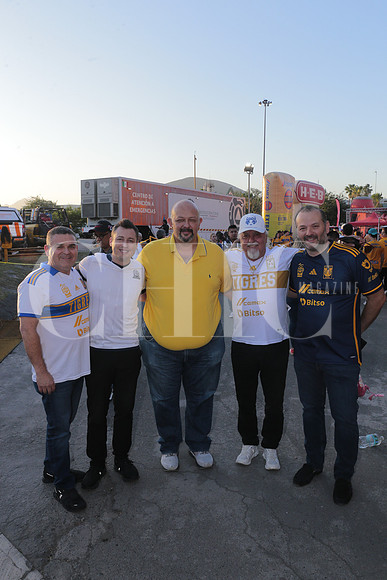 Jose Vargas, Luis Donaldo Colosio, Reyes Tamez, Arturo Morales y Candelario Tamez 5